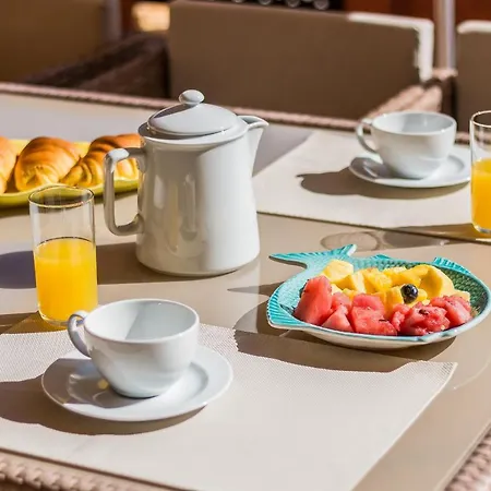 Jardins Da Meia Praia | 3Br Villa | Pool Lagos