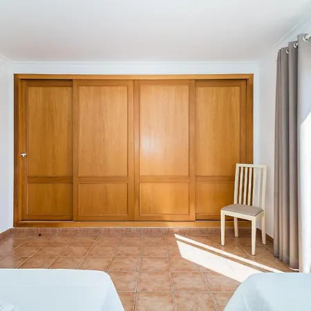 Jardins Da Meia Praia | 3Br Villa | Pool Tatil Evi *